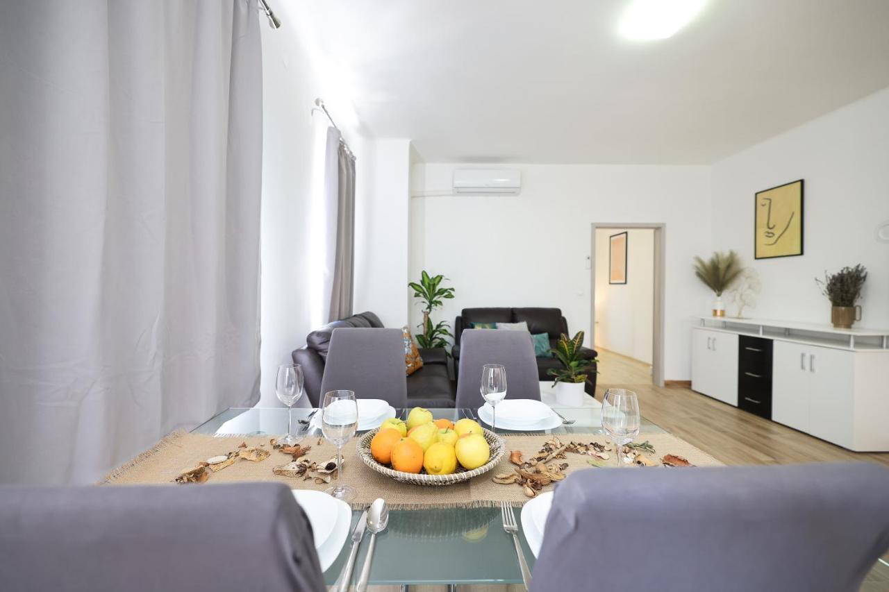Mathilda'S Apartment Zadar Buitenkant foto